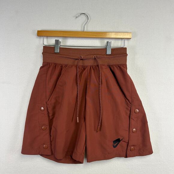 Woman's‎ Nike High Rise NSW Shorts- Size XS Athletic Active - Picture 2 of 11